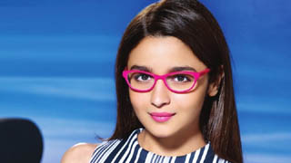 Si Cantik Penerus Kareena Kapoor hingga Aishwarya Rai